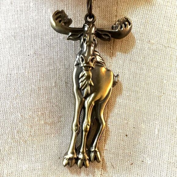 Moose long bronze tone pendant necklace - Picture 2 of 11